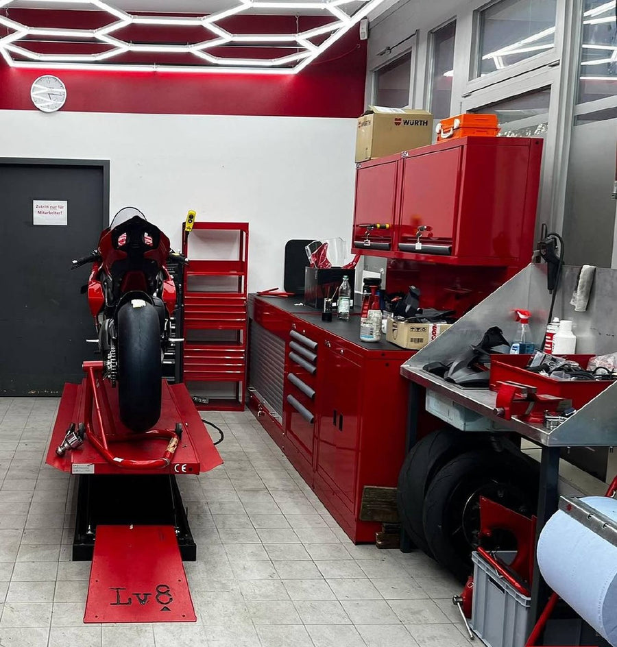Tools & Workshop Equipment